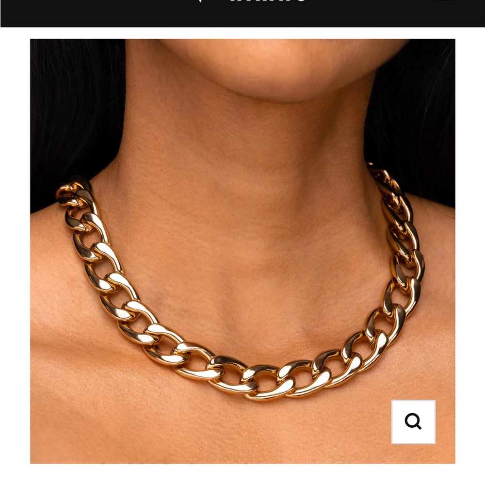 Brand new never worn Jaclyn Roxanne necklace